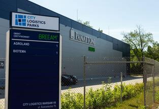 Polpack Zeus is strengthening its position in Central and Eastern Europe: More than 5,200 sqm of warehouse and office space at City Logistics Warsaw VII