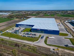 Sale of a Modern BTS Warehouse in Teresin by Trademarc Property Fund