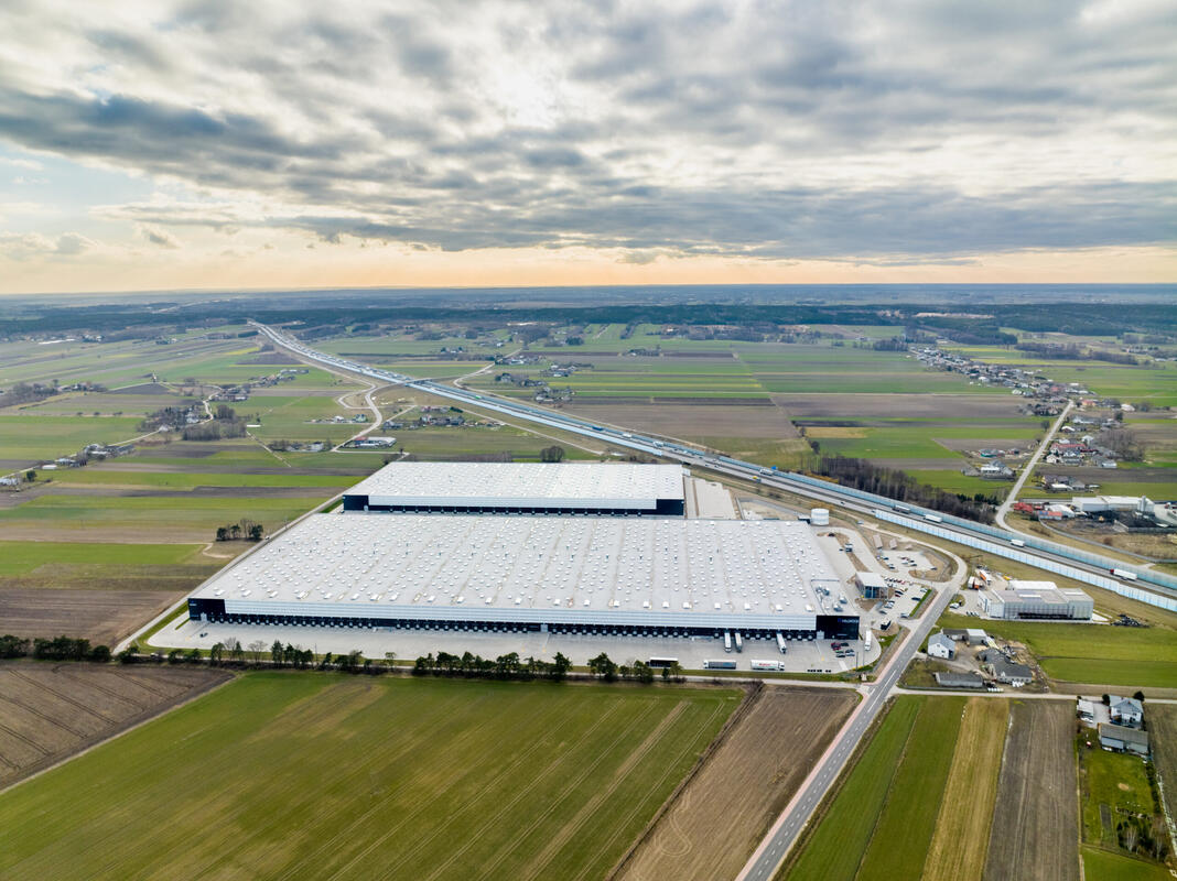 Hillwood Łowicz Południe Attracts PRO-LOGIS: Premier Logistics Hub for E-commerce & Distribution