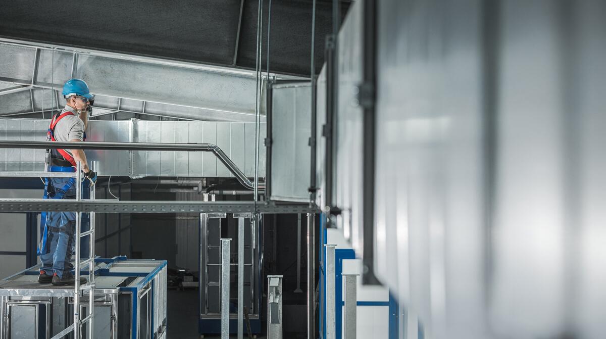 Warehouses in the Net-Zero Era – Heat Pumps Take Center Stage