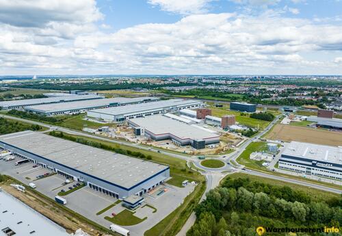 Warehouses to let in Budynek