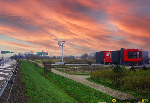 Warehouses to let in Less Mess - Modlniczka