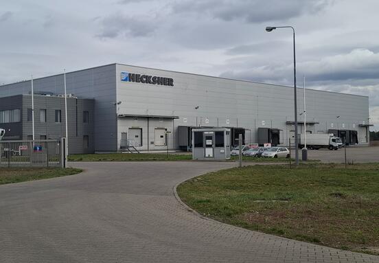 Warehouse with logistics Warsaw - HECKSHER