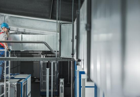 Warehouses in the Net-Zero Era – Heat Pumps Take Center Stage