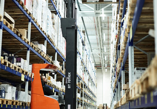 Pruszkow warehosue with logistics services